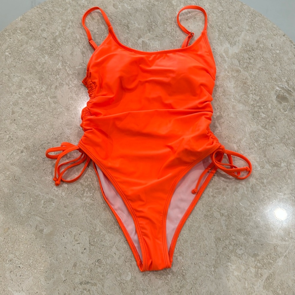 Swimsuit 🩱 size M